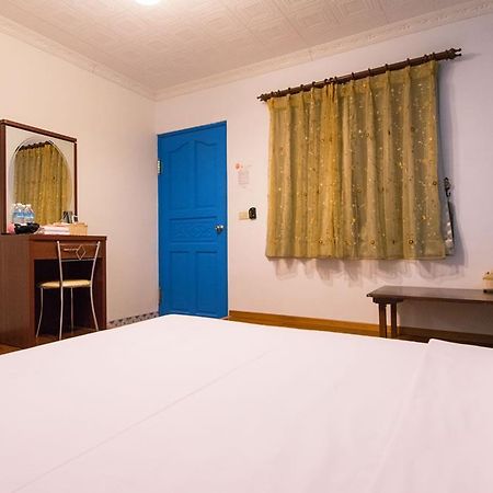 Dog House Bed & Breakfast Taitung ภายนอก รูปภาพ