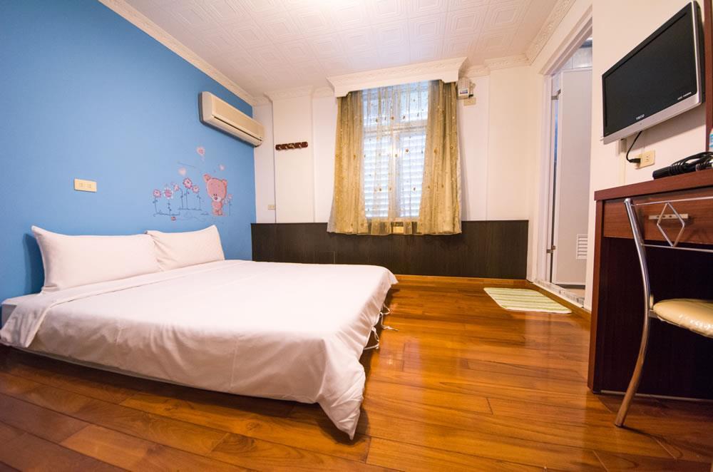 Dog House Bed & Breakfast Taitung ภายนอก รูปภาพ