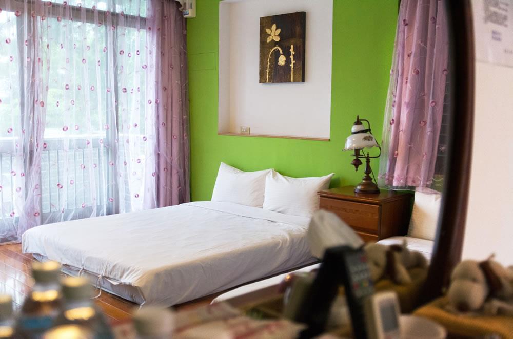 Dog House Bed & Breakfast Taitung ภายนอก รูปภาพ